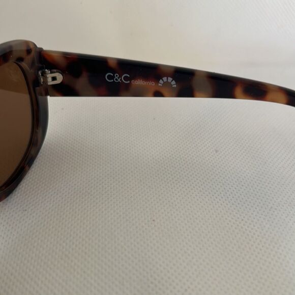C&C California Tortoise Shell Sunglasses - Picture 6 of 7
